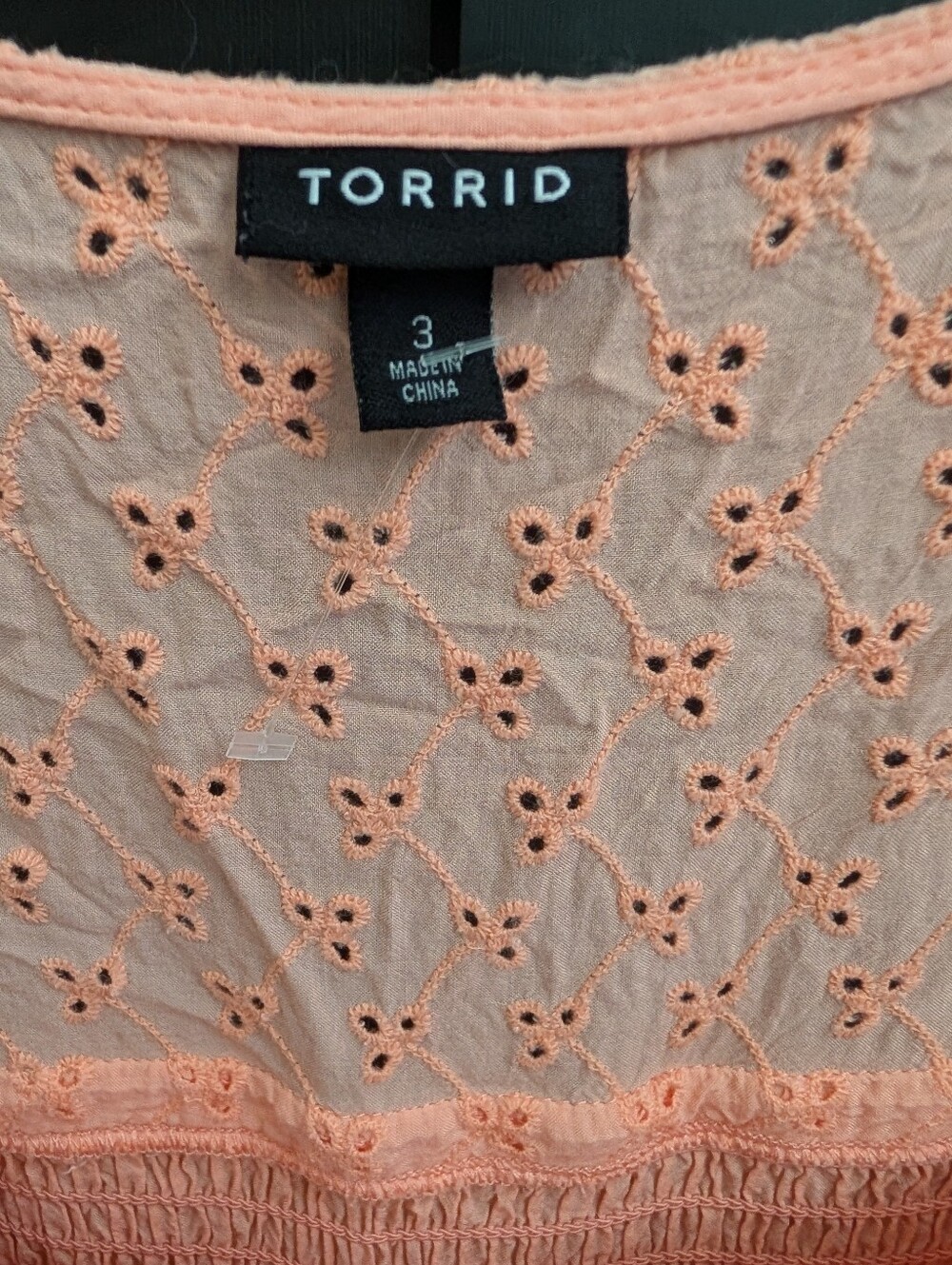 Torrid Size 3 Smocked Babydoll Top In Voile Eyelet Peach New - Picture 3 of 4